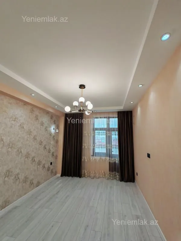 Satılır 3 otaqlı yeni tikili 90 m²
