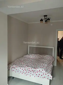 Satılır 2 otaqlı köhnə tikili 50 m²