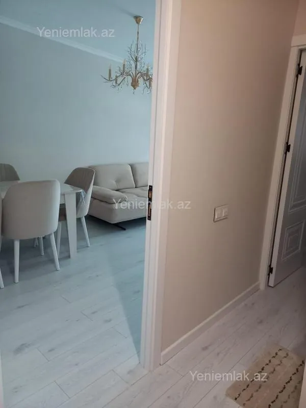 Satılır 2 otaqlı köhnə tikili 50 m²