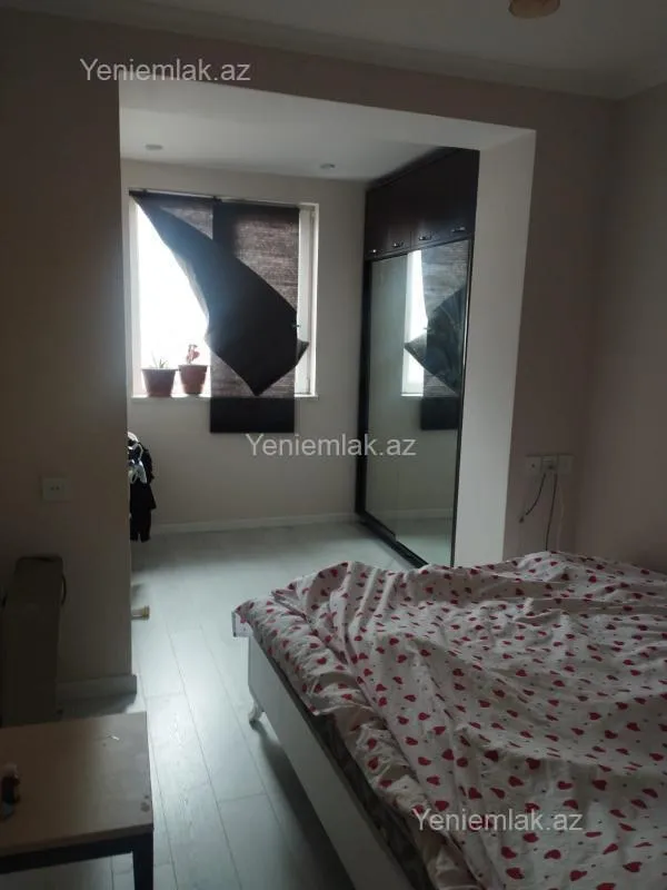 Satılır 2 otaqlı köhnə tikili 50 m²