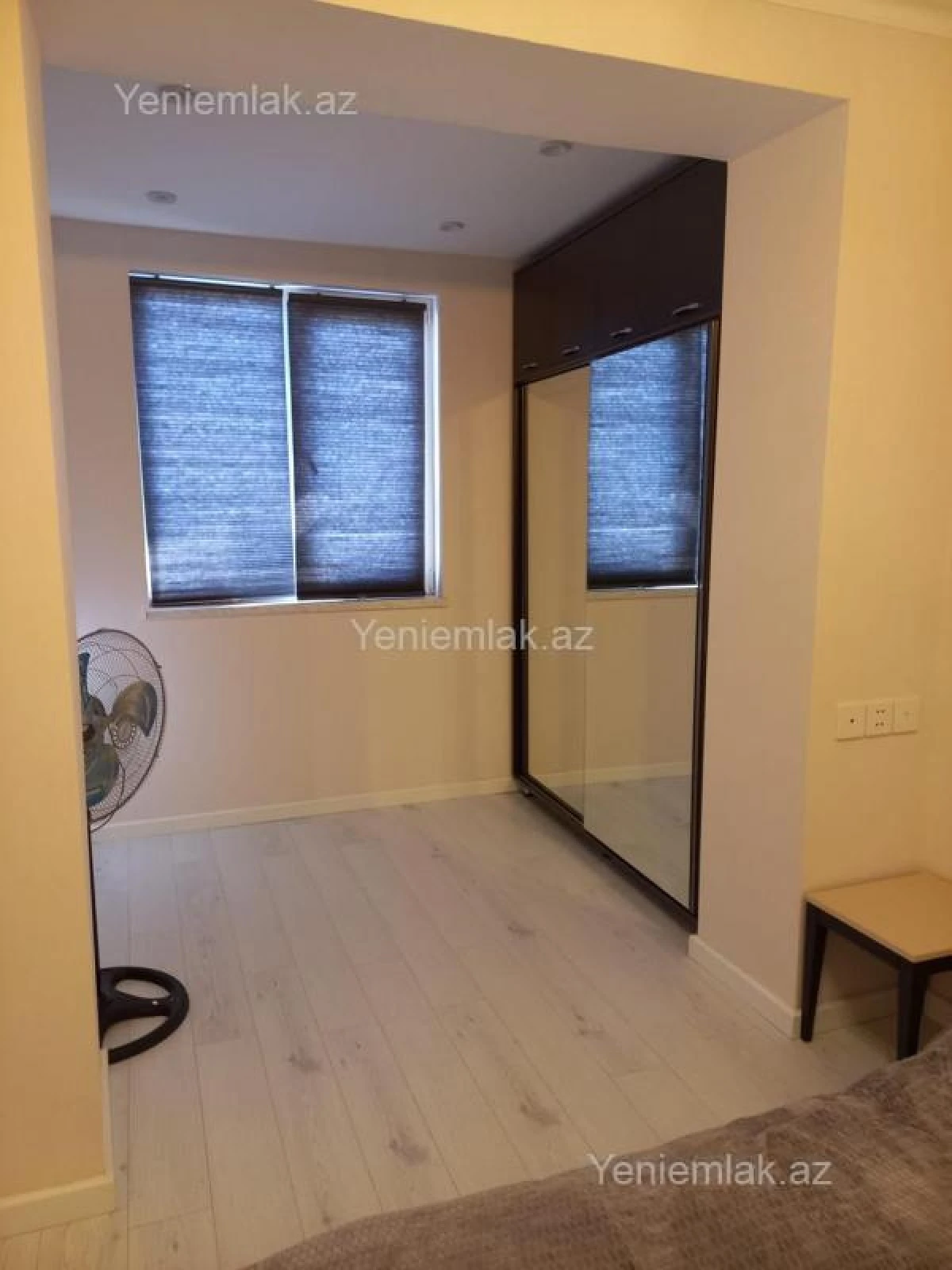 Satılır 2 otaqlı köhnə tikili 50 m²