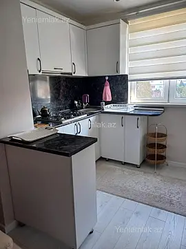 Satılır 2 otaqlı köhnə tikili 50 m²