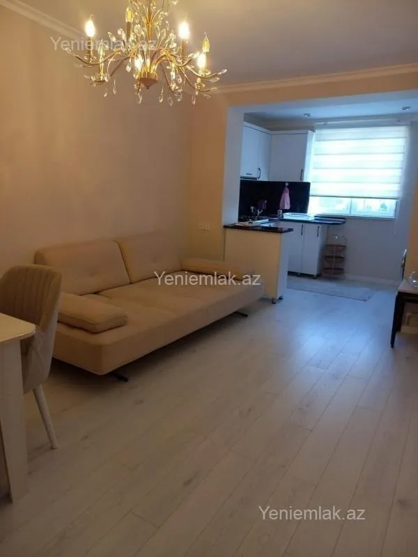 Satılır 2 otaqlı köhnə tikili 50 m²