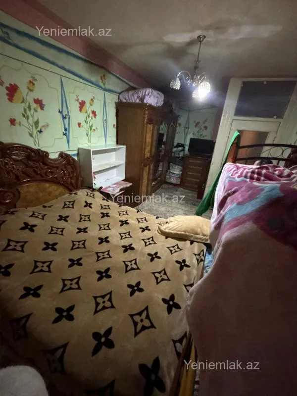 Satılır 2 otaqlı köhnə tikili 50 m²