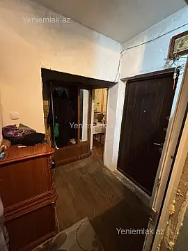 Satılır 2 otaqlı köhnə tikili 50 m²