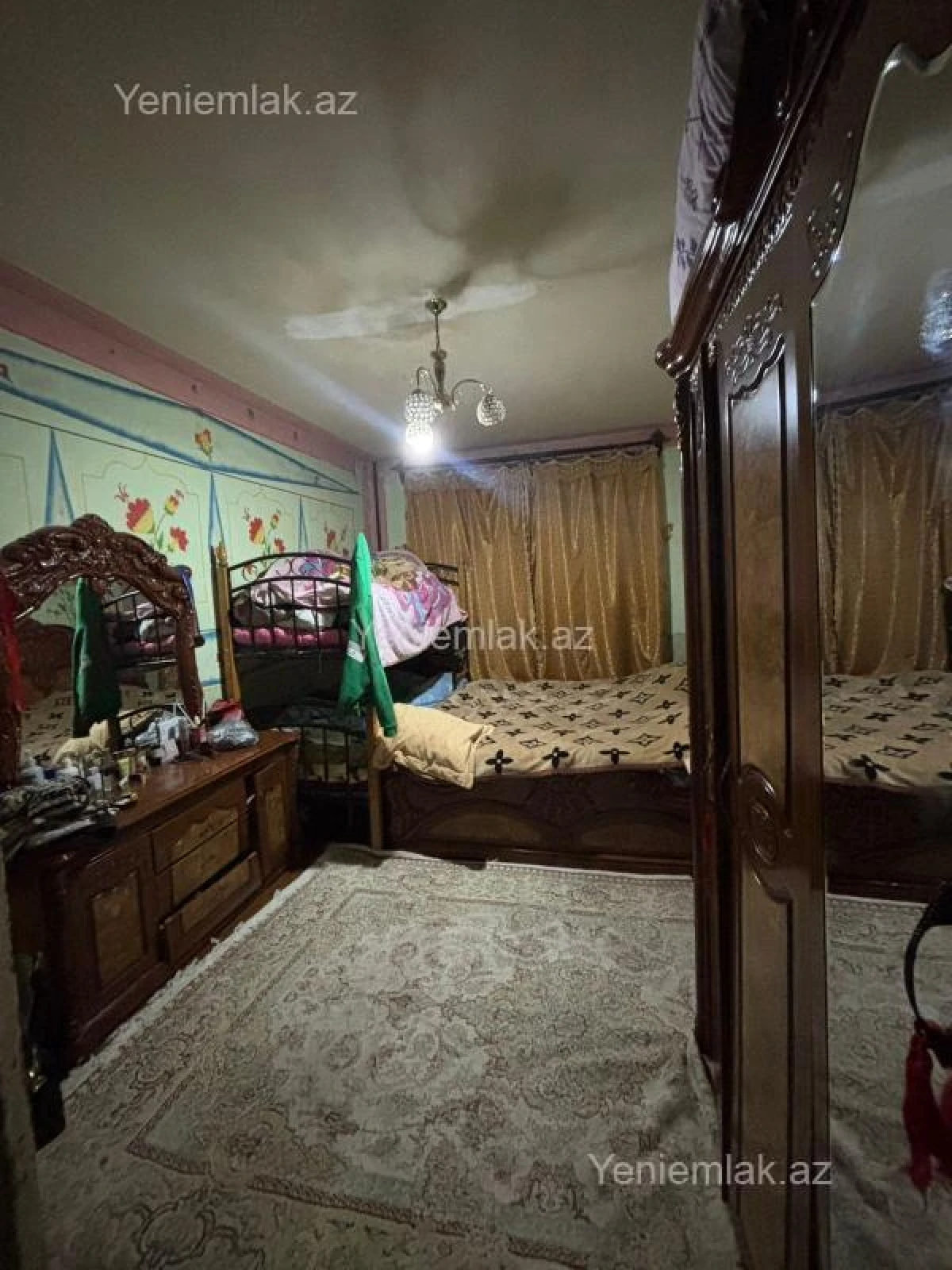 Satılır 2 otaqlı köhnə tikili 50 m²