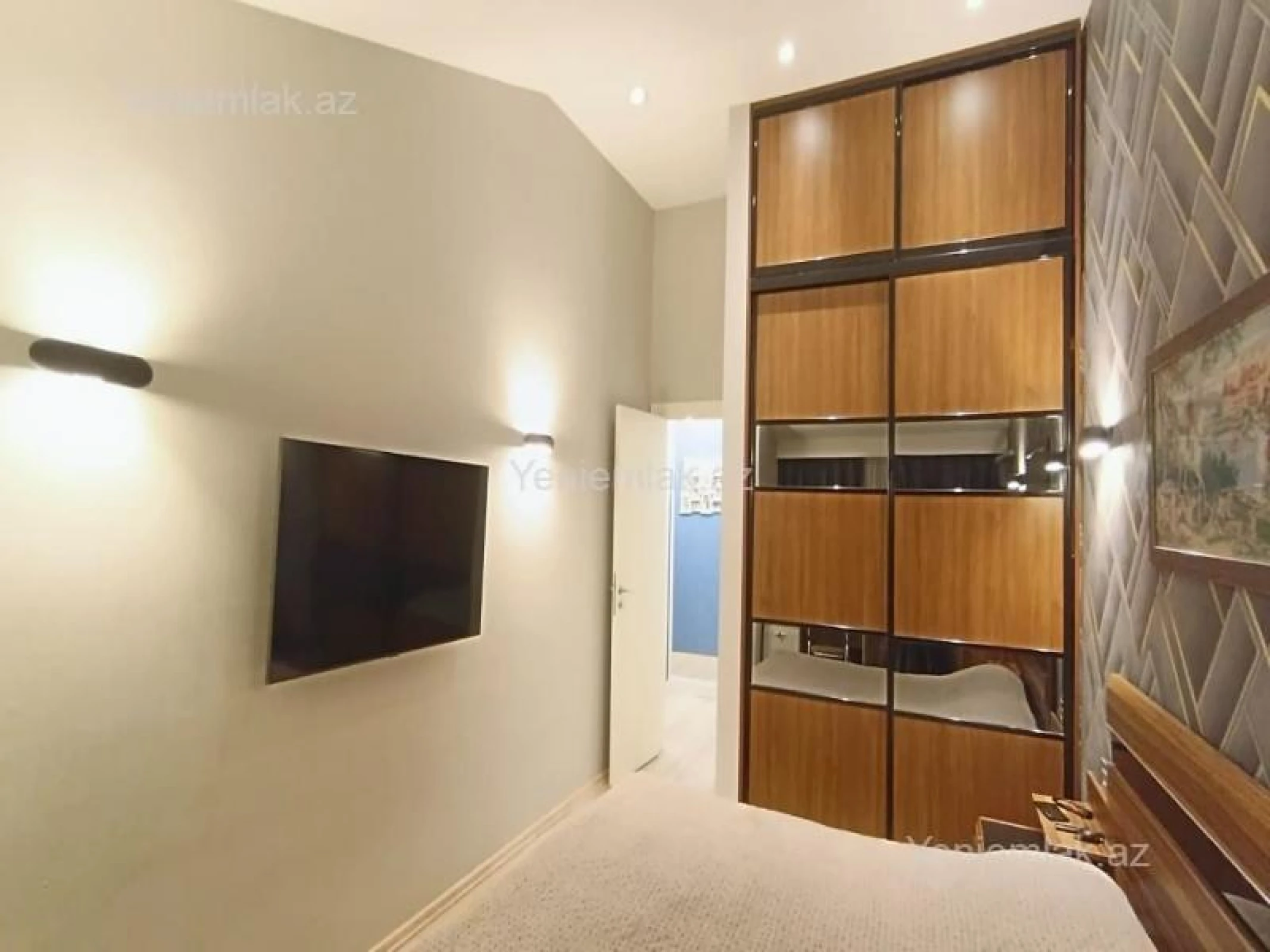 Satılır 3 otaqlı yeni tikili 70 m²