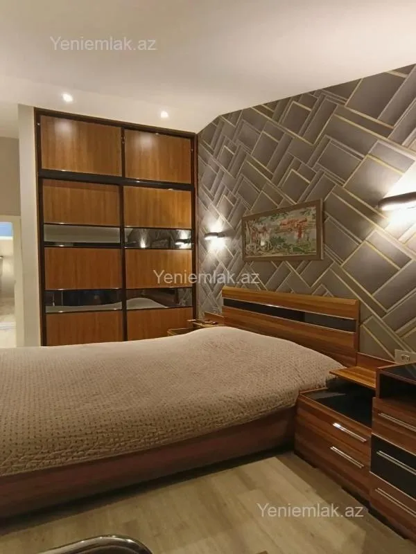 Satılır 3 otaqlı yeni tikili 70 m²