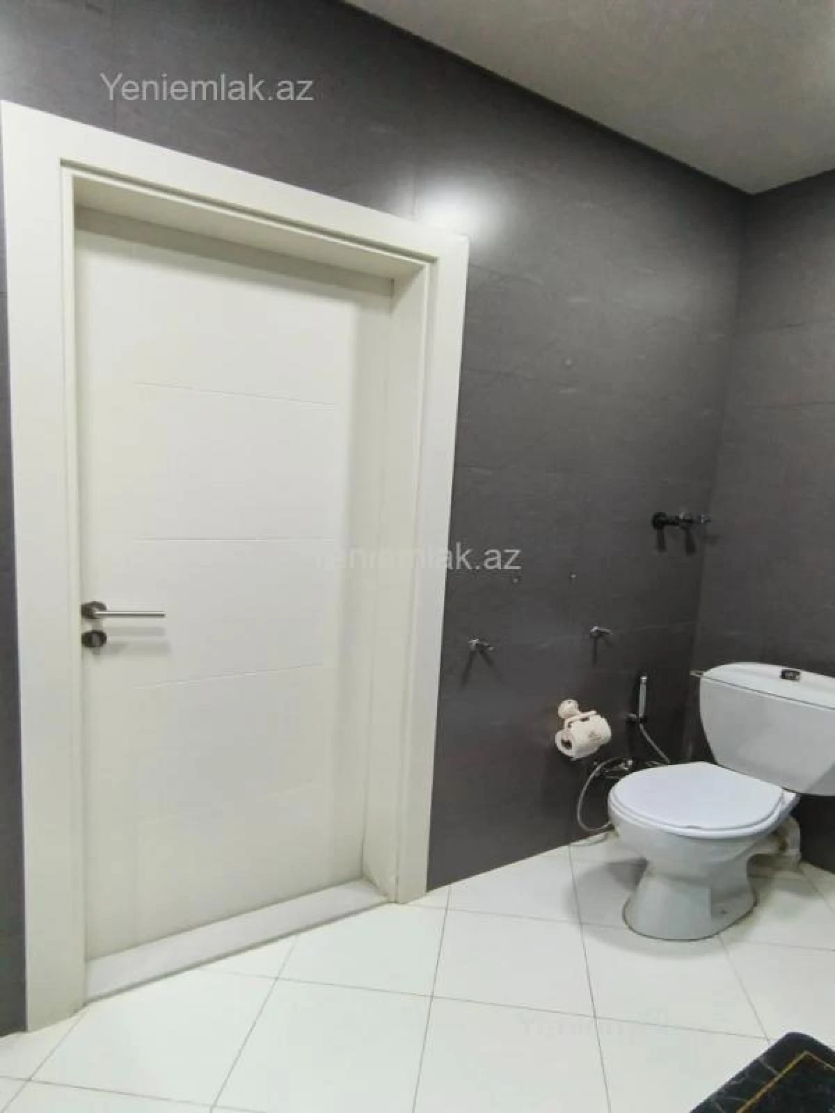 Satılır 3 otaqlı yeni tikili 70 m²