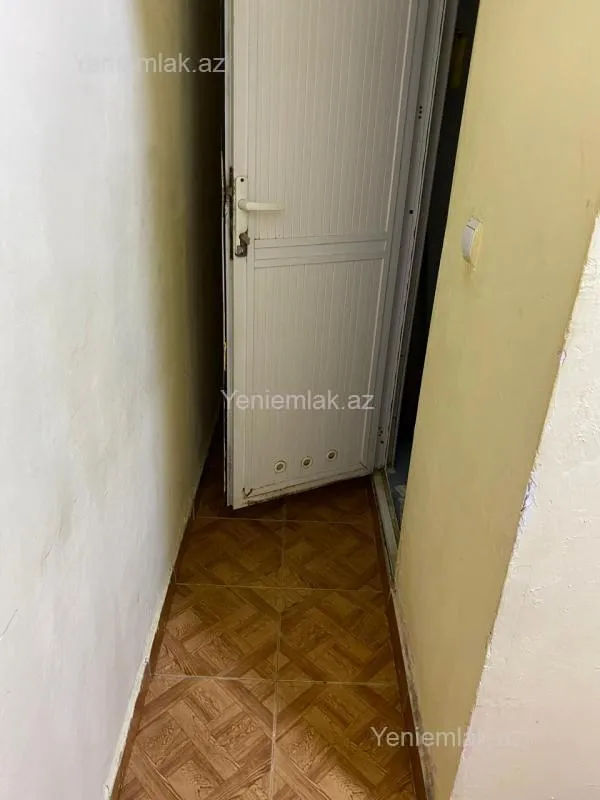 Satılır 2 otaqlı köhnə tikili 55 m²