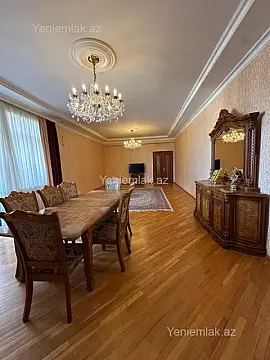 Satılır 3 otaqlı yeni tikili 181 m²