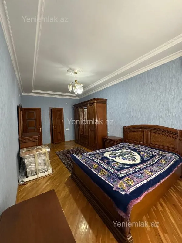 Satılır 3 otaqlı yeni tikili 181 m²