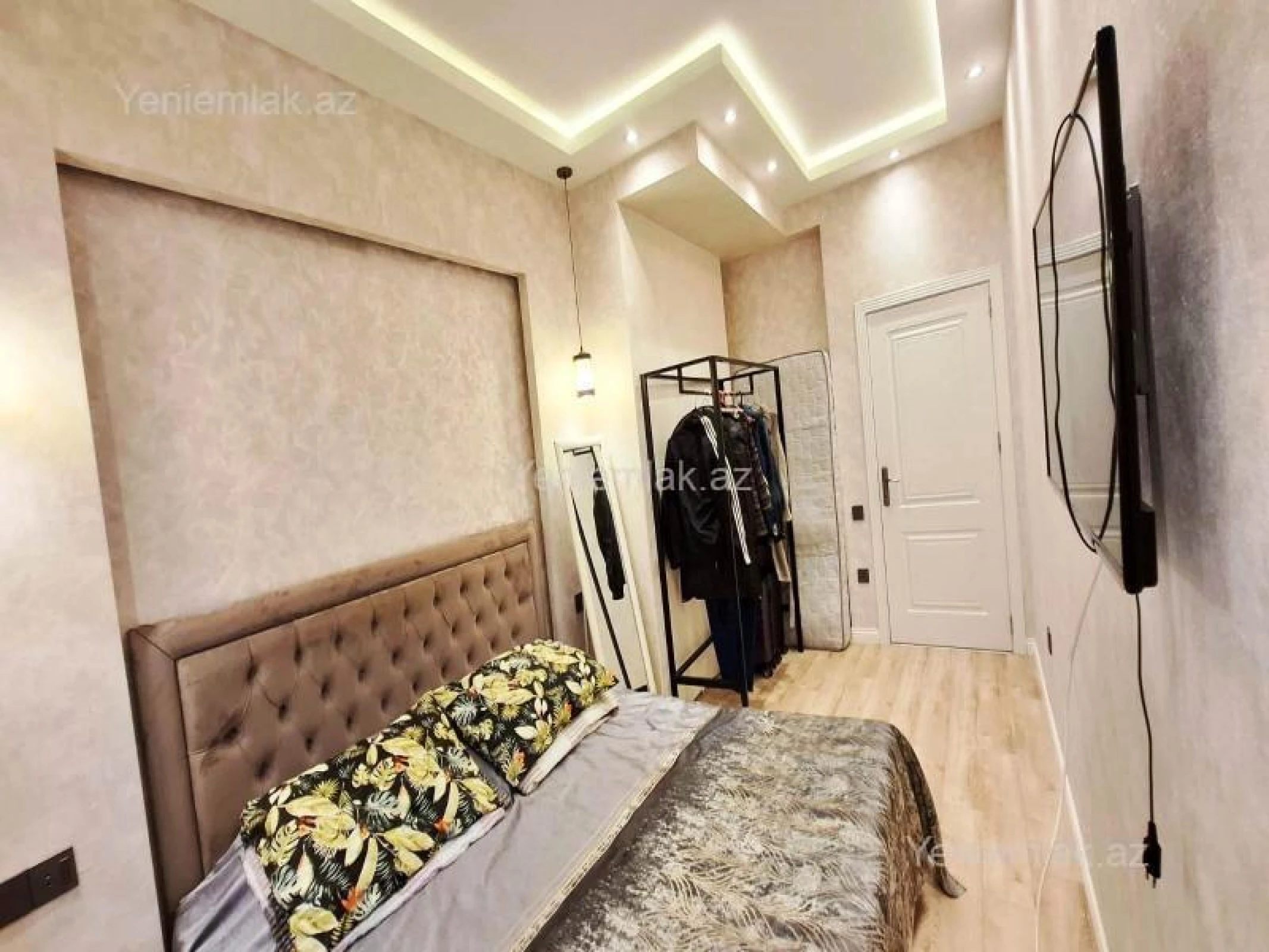 Satılır 2 otaqlı yeni tikili 63 m²
