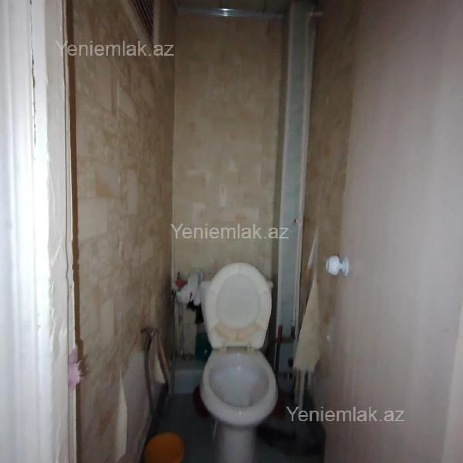Satılır 3 otaqlı köhnə tikili 80 m²