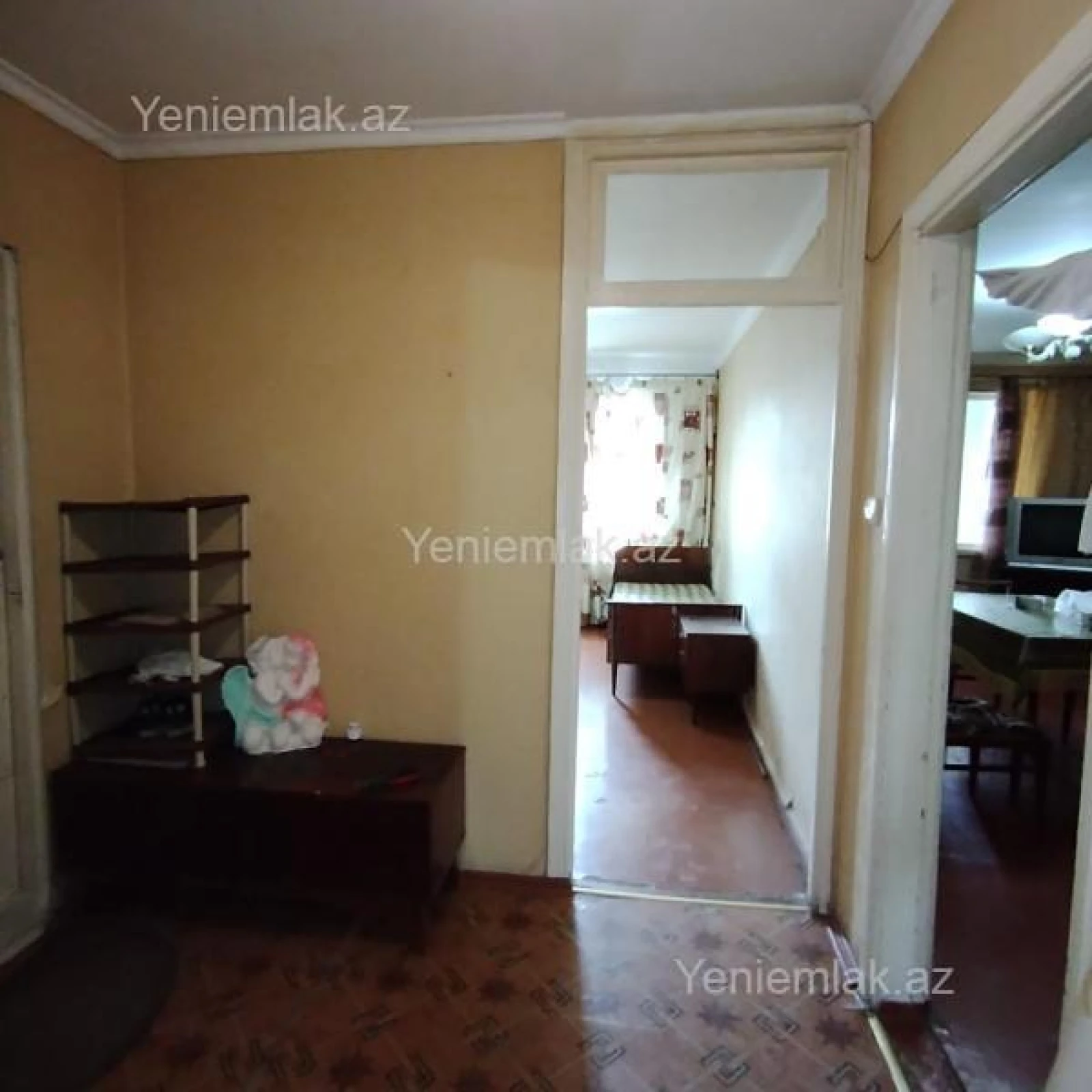 Satılır 3 otaqlı köhnə tikili 80 m²