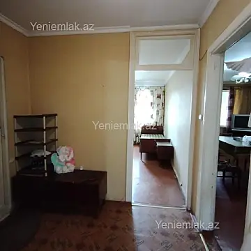 Satılır 3 otaqlı köhnə tikili 80 m²