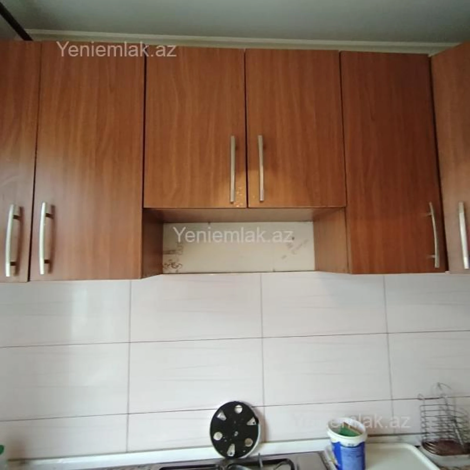 Satılır 3 otaqlı köhnə tikili 80 m²