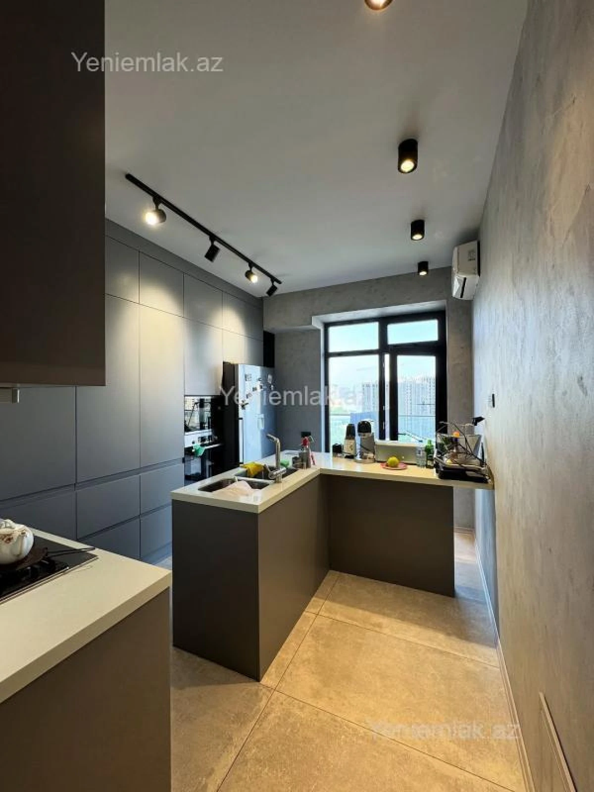 Satılır 3 otaqlı yeni tikili 148 m²
