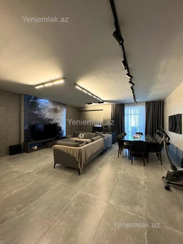 Satılır 3 otaqlı yeni tikili 148 m²