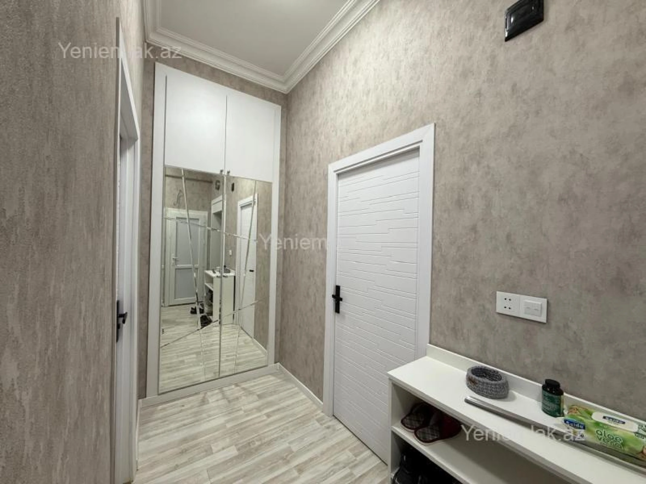 Satılır 2 otaqlı köhnə tikili 55 m²