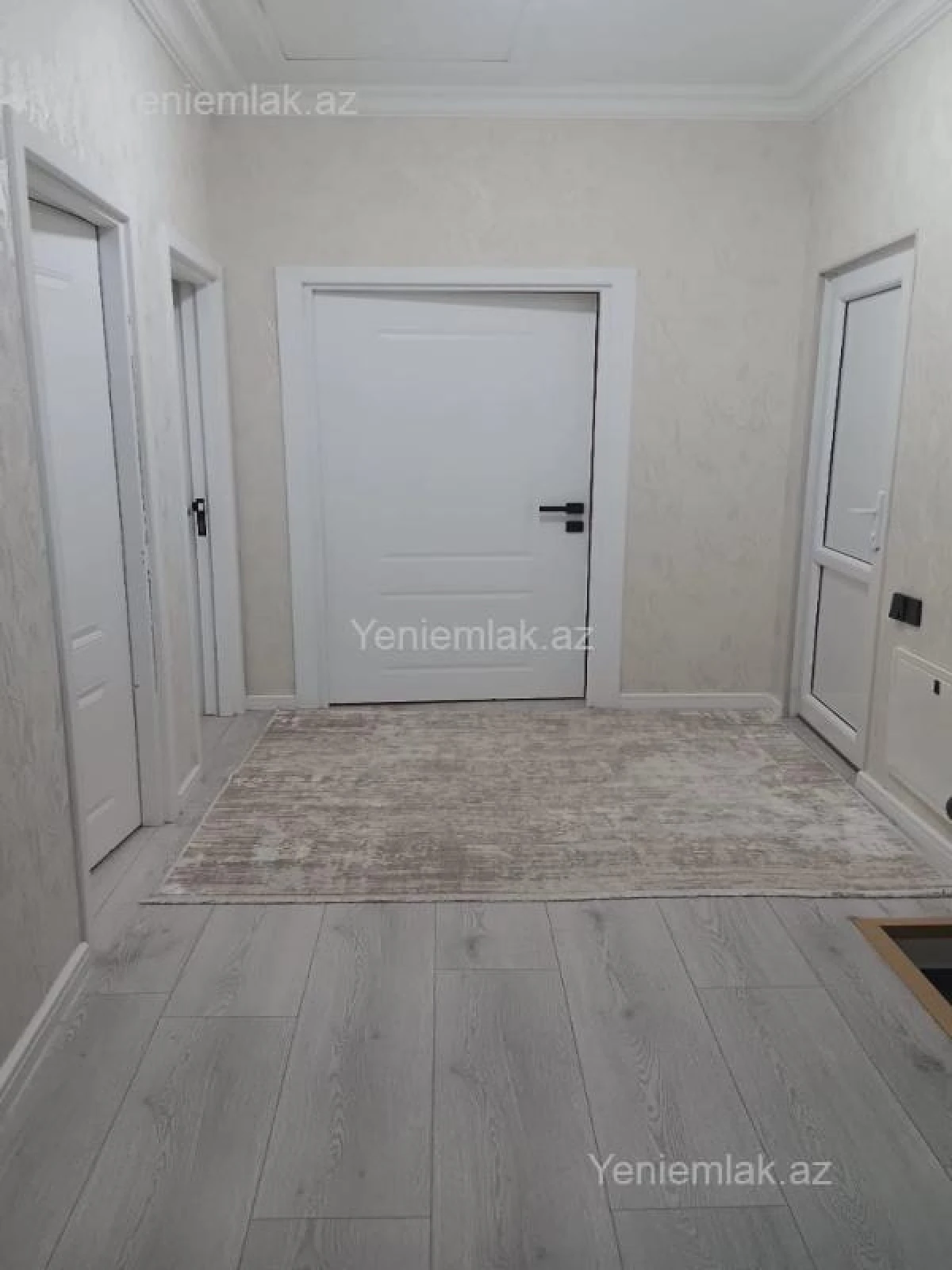 Satılır 4 otaqlı həyət evi 180 m²