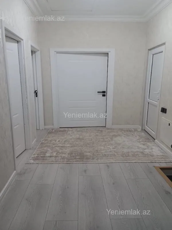 Satılır 4 otaqlı həyət evi 180 m²