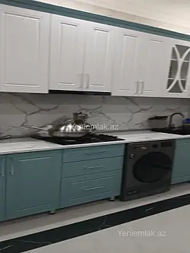 Satılır 4 otaqlı həyət evi 180 m²