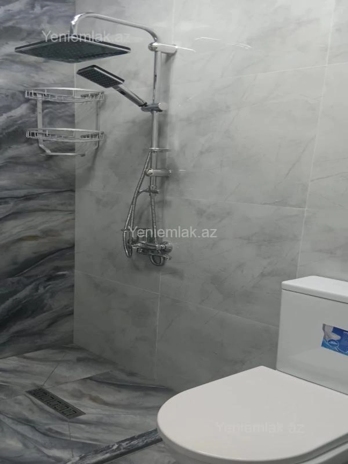 Satılır 4 otaqlı həyət evi 180 m²