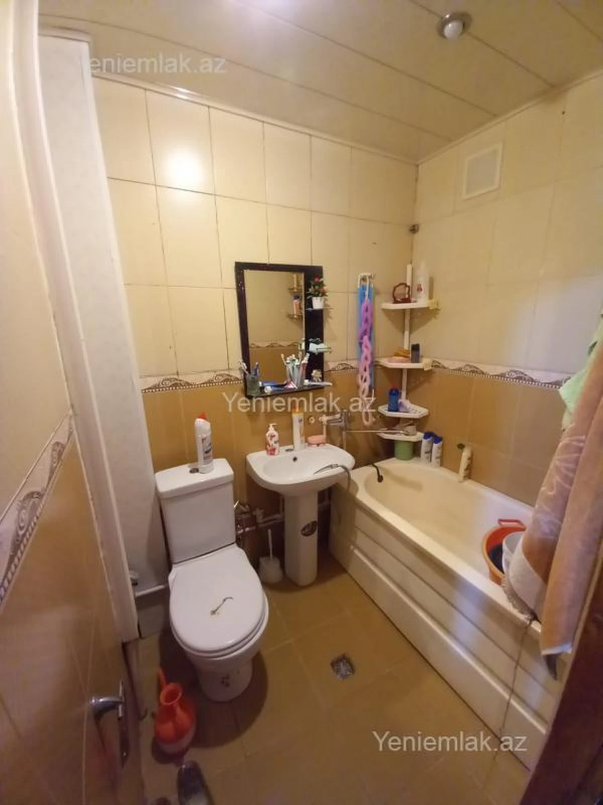 Satılır 2 otaqlı köhnə tikili 56 m²