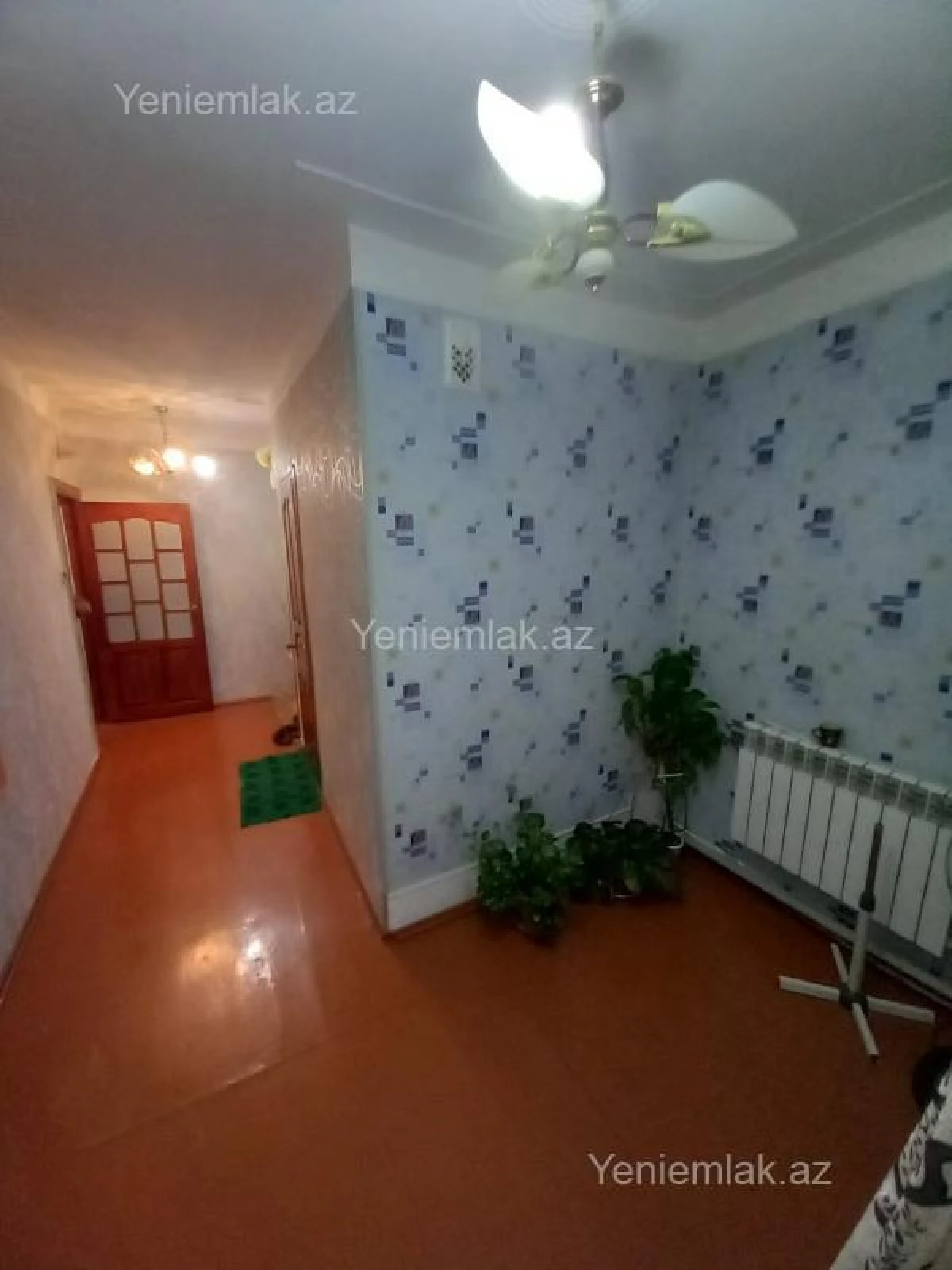 Satılır 2 otaqlı köhnə tikili 56 m²