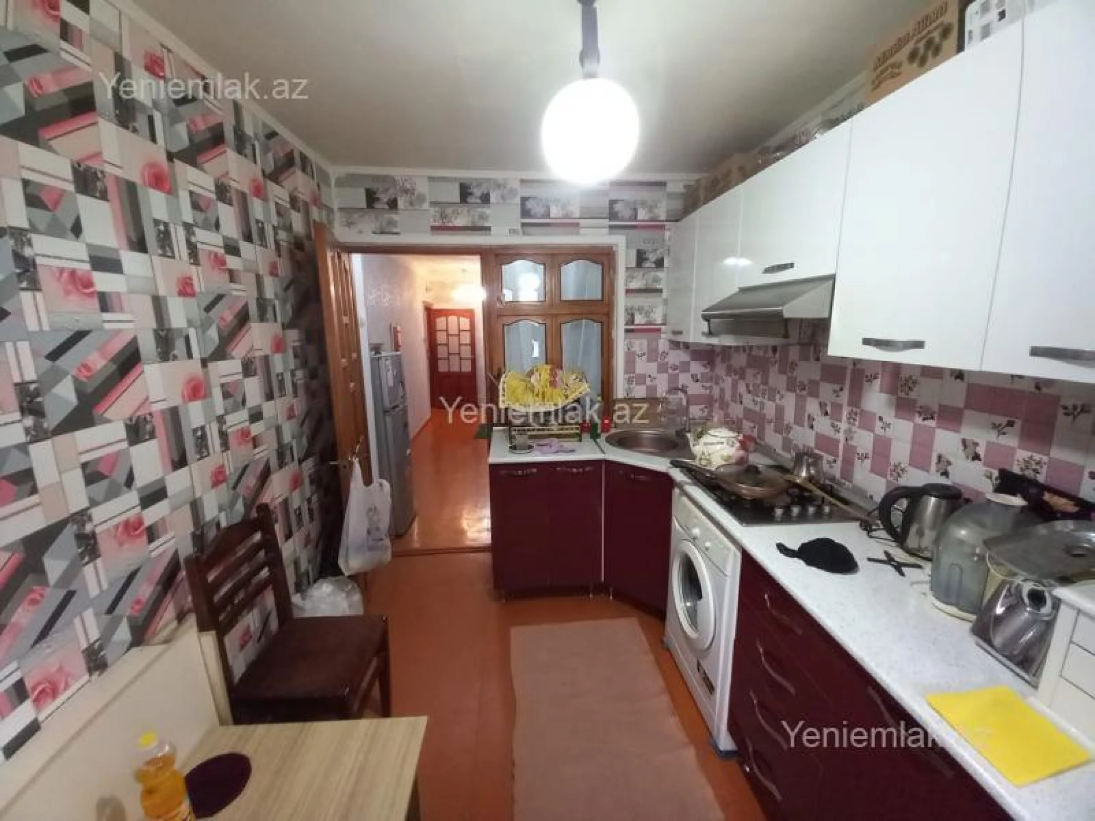 Satılır 2 otaqlı köhnə tikili 56 m²