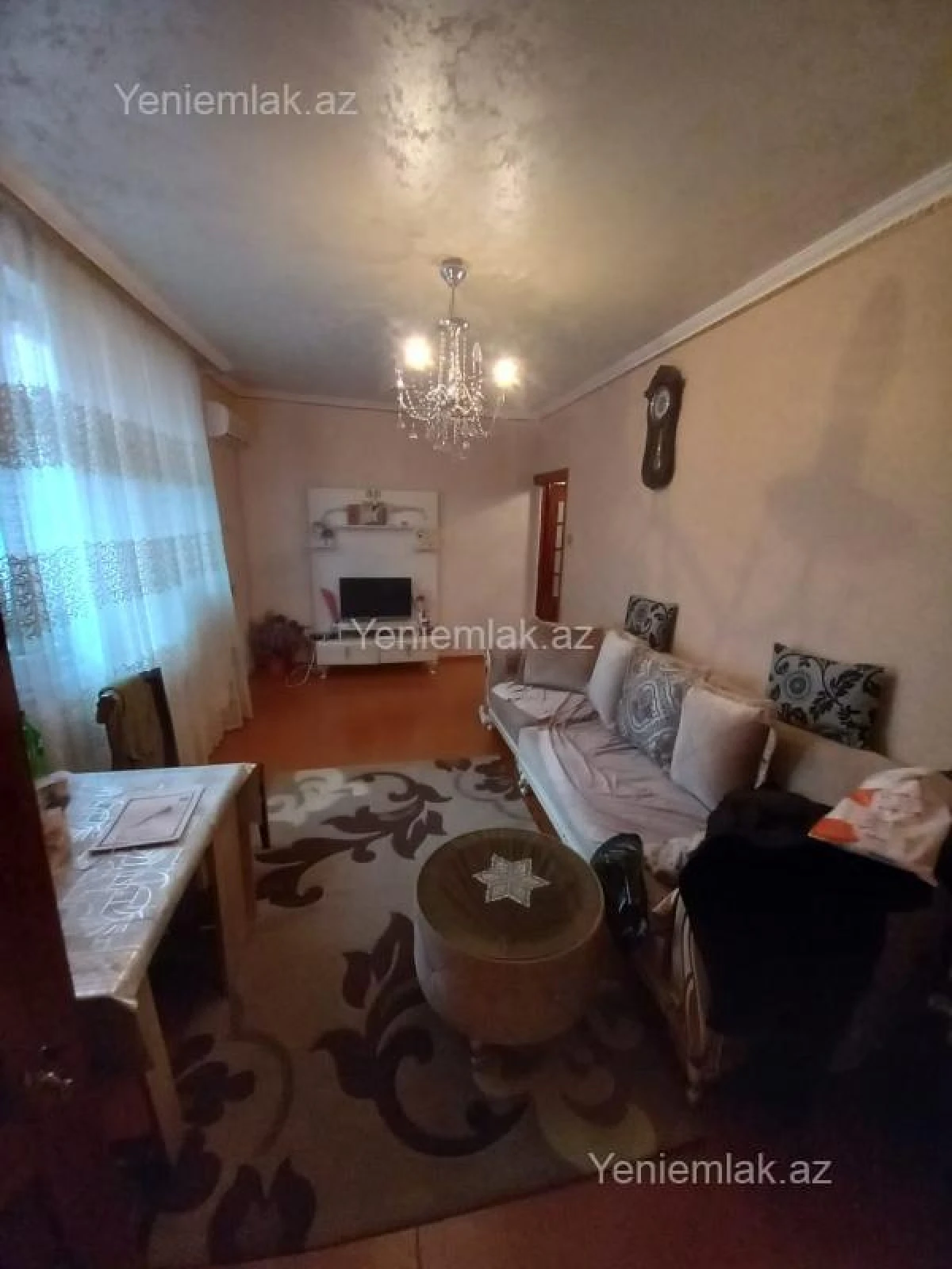 Satılır 2 otaqlı köhnə tikili 56 m²