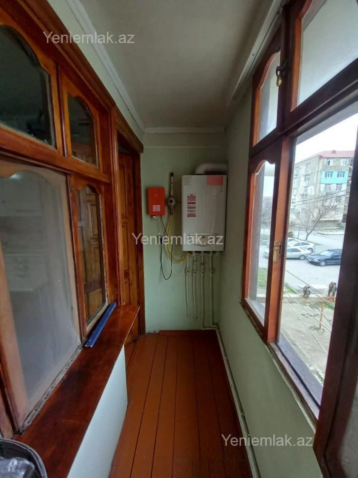 Satılır 2 otaqlı köhnə tikili 56 m²