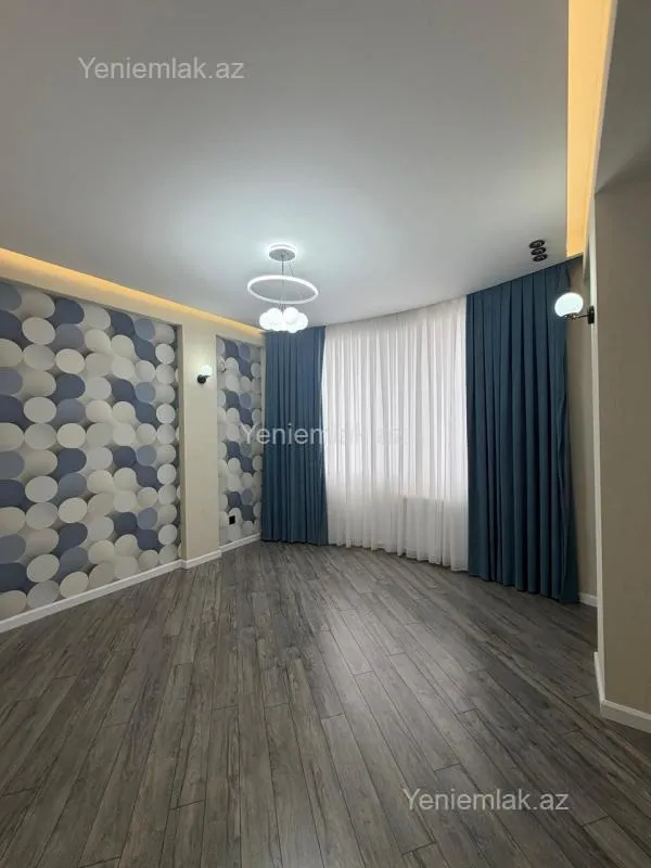 Satılır 3 otaqlı yeni tikili 100 m²