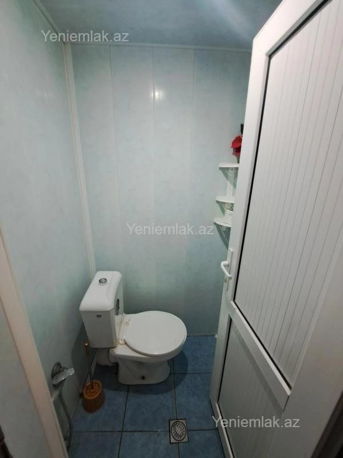 Satılır 5 otaqlı həyət evi 180 m²