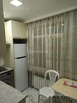 Satılır 1 otaqlı köhnə tikili 45 m²
