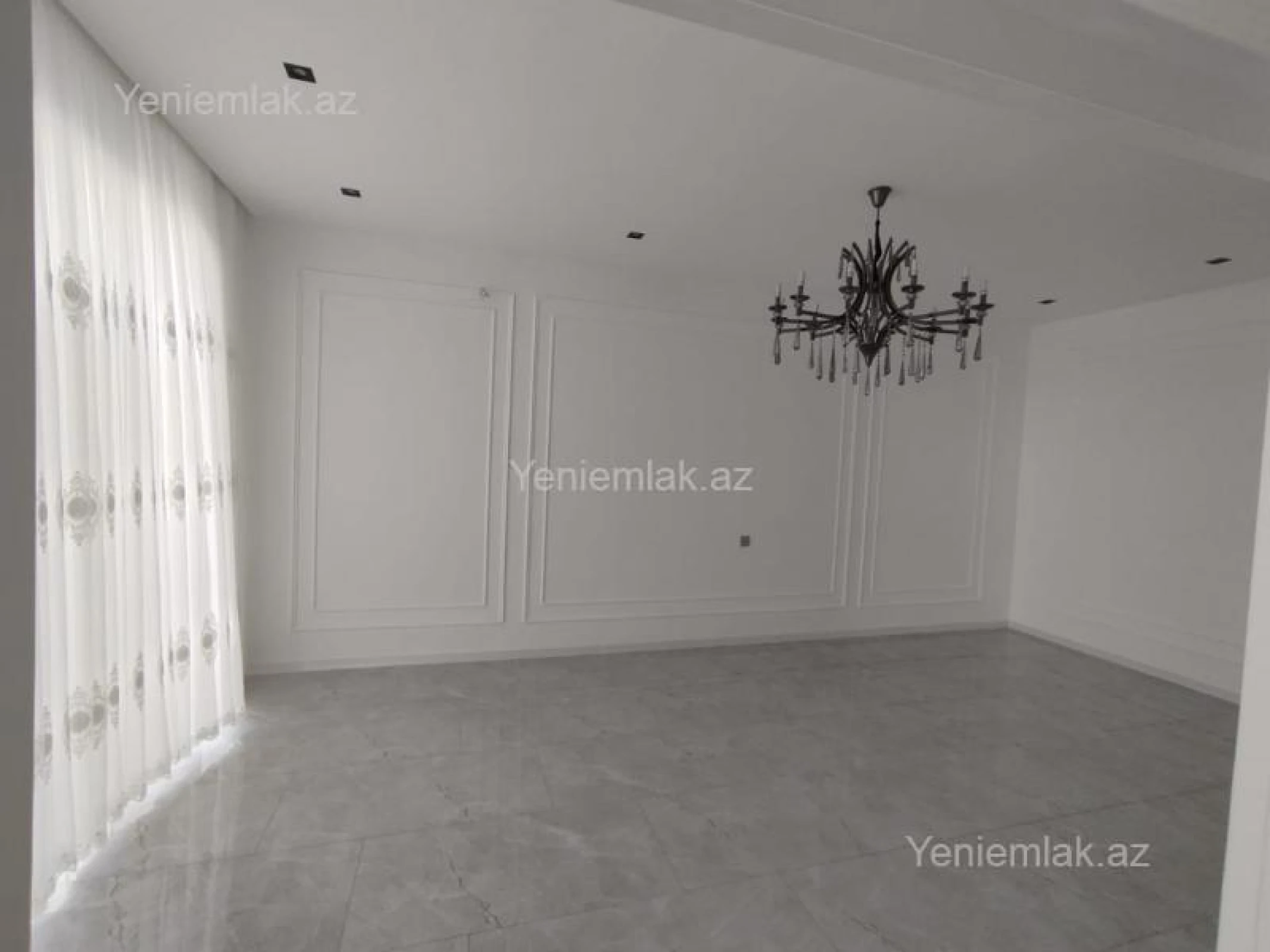 Satılır 6 otaqlı həyət evi 270 m²
