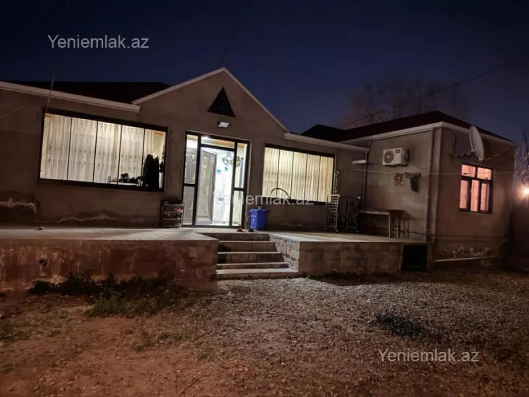 Satılır 4 otaqlı həyət evi 110 m²