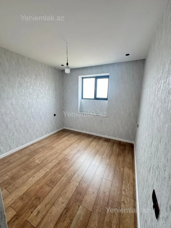 Satılır 4 otaqlı həyət evi 140 m²