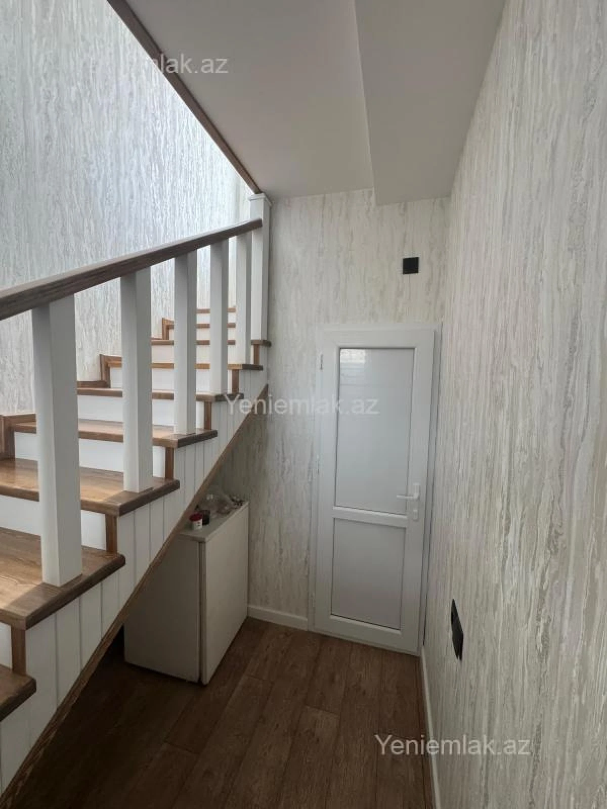 Satılır 4 otaqlı həyət evi 140 m²