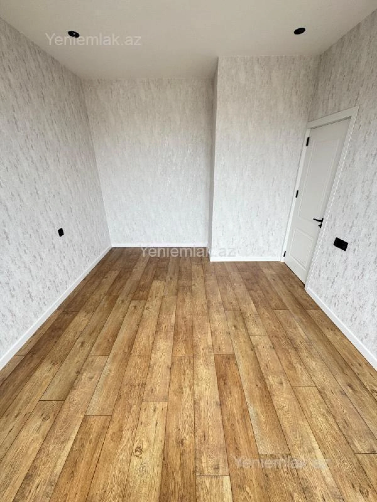 Satılır 4 otaqlı həyət evi 140 m²