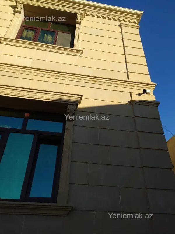 Satılır 6 otaqlı həyət evi 250 m²