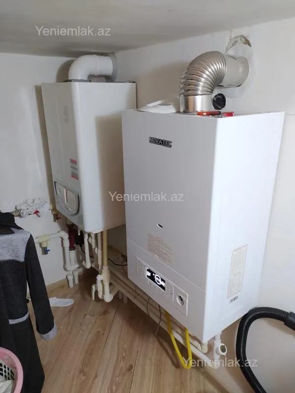 Satılır 6 otaqlı həyət evi 250 m²