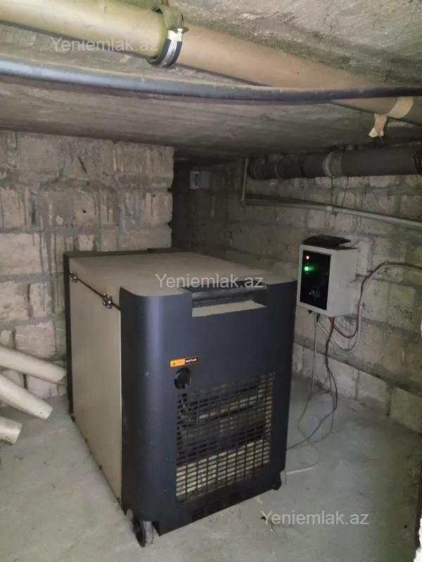 Satılır 6 otaqlı həyət evi 250 m²