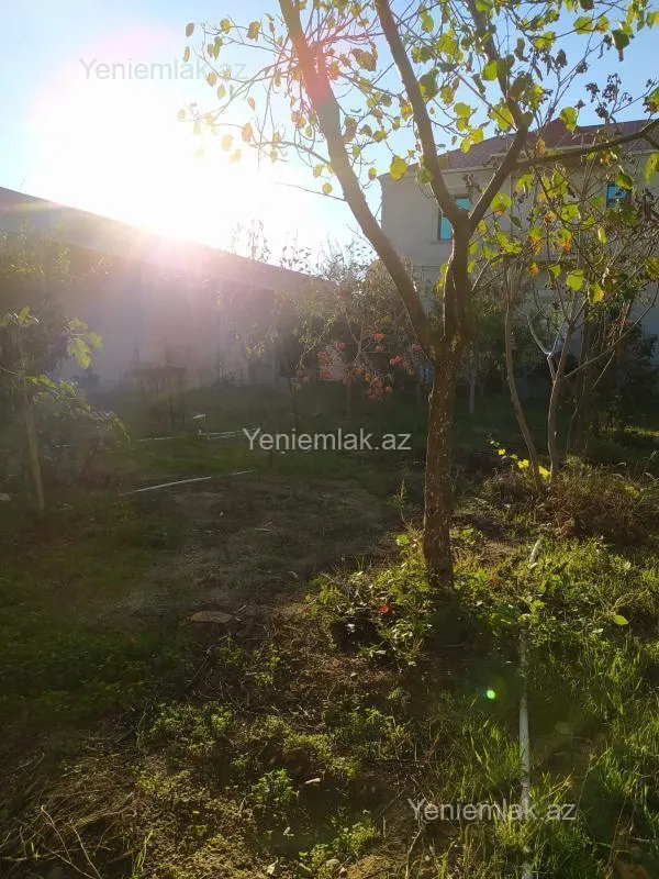Satılır 6 otaqlı həyət evi 250 m²