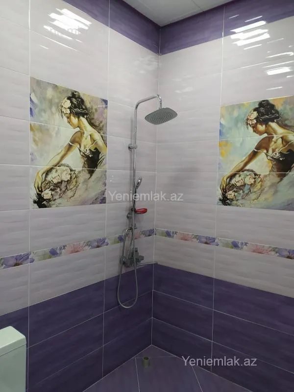 Satılır 6 otaqlı həyət evi 250 m²