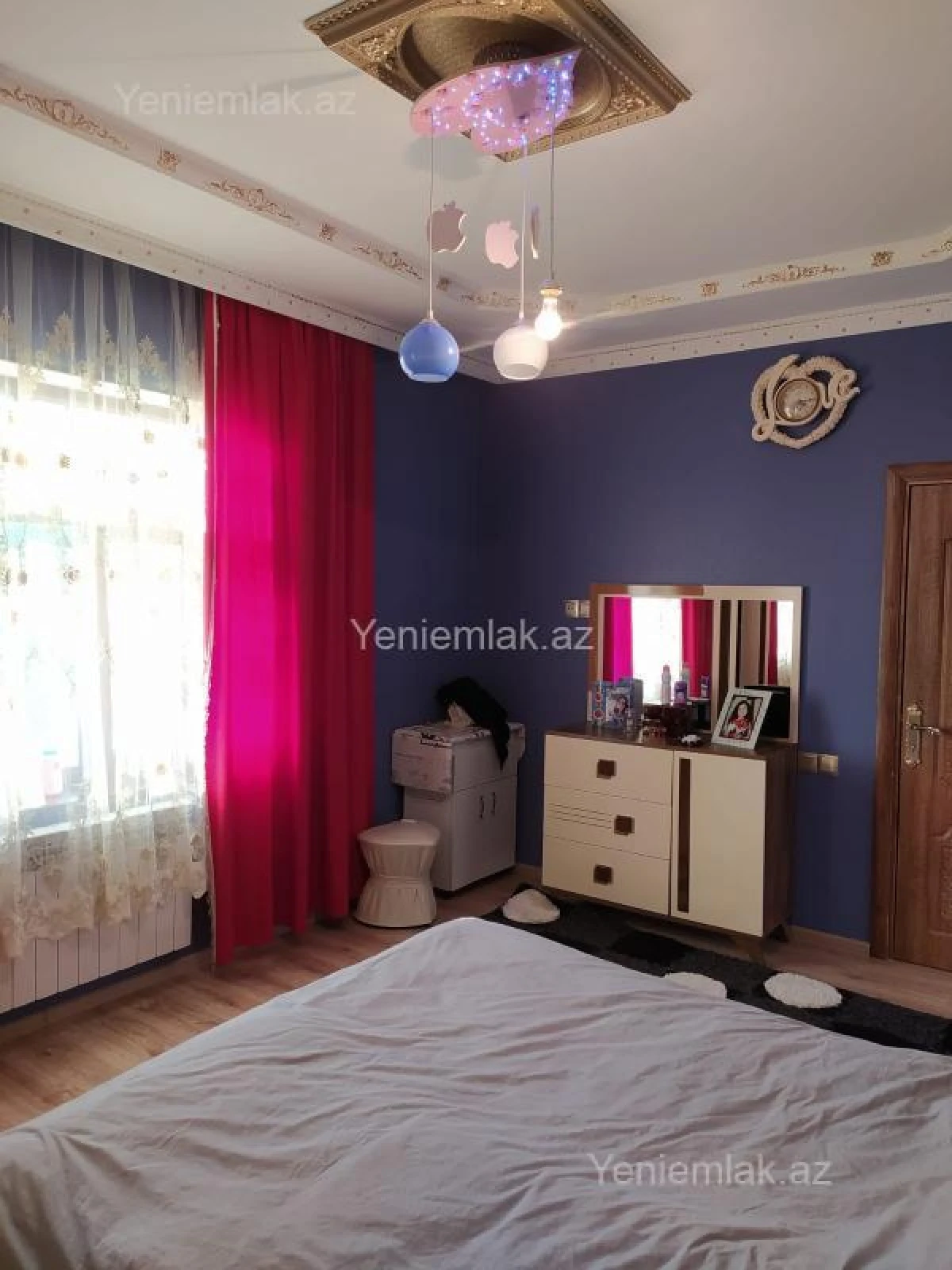 Satılır 6 otaqlı həyət evi 250 m²