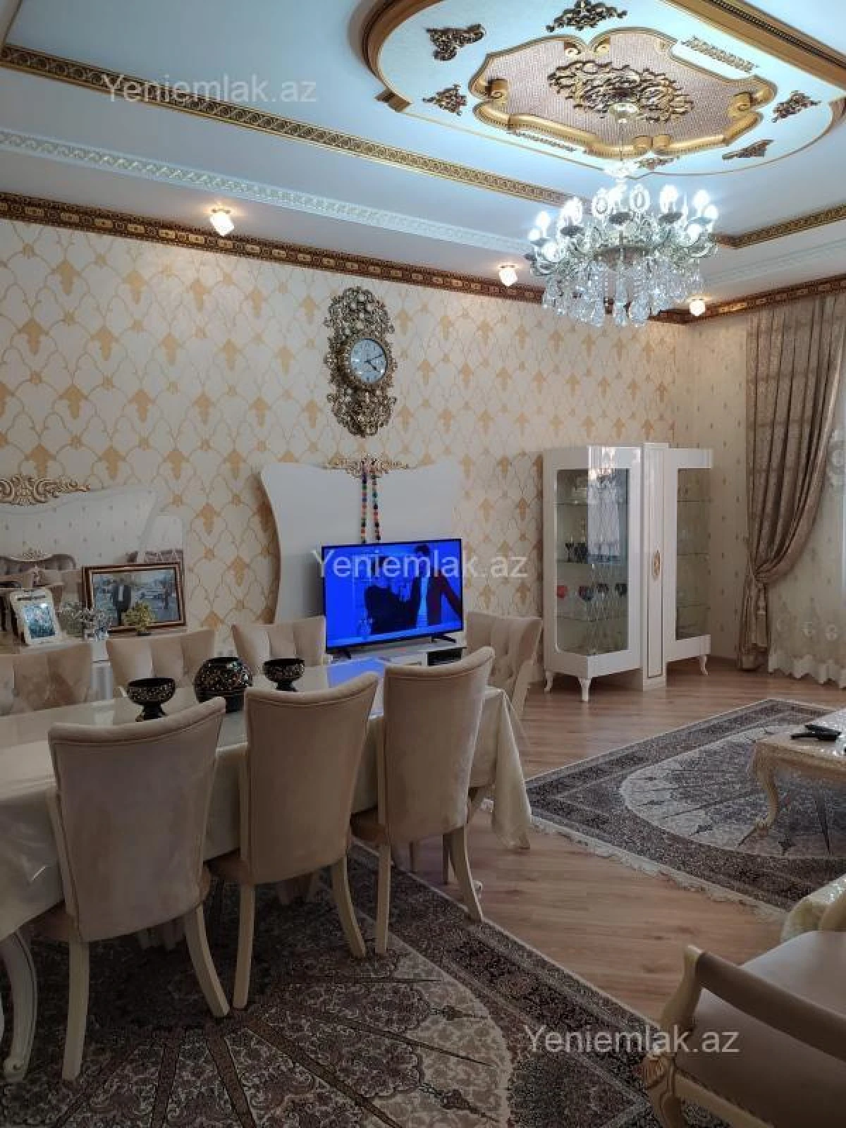 Satılır 6 otaqlı həyət evi 250 m²