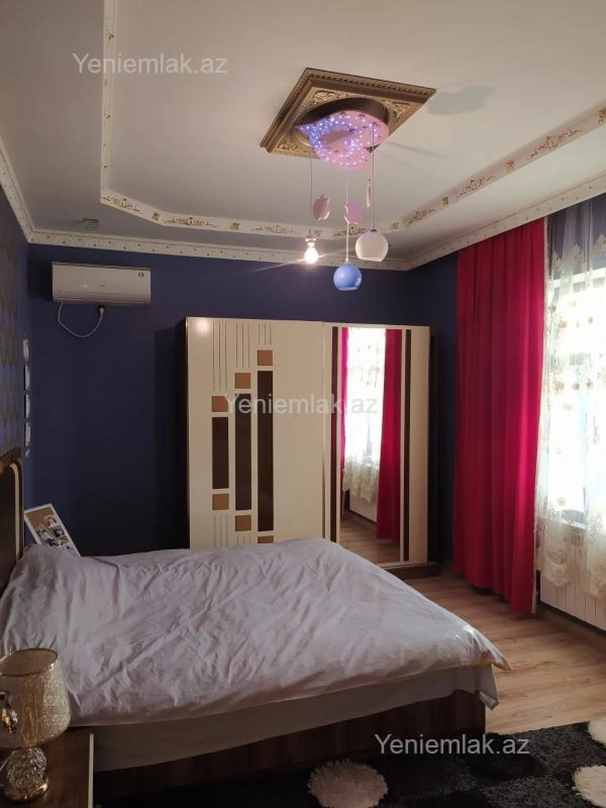 Satılır 6 otaqlı həyət evi 250 m²