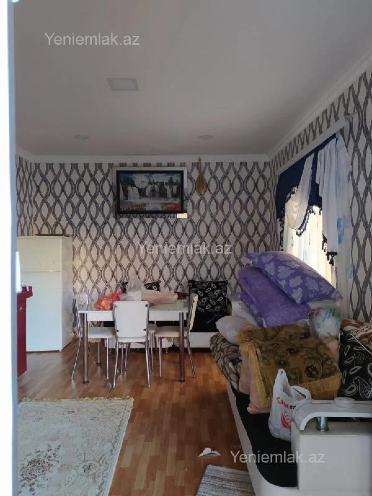 Satılır 6 otaqlı həyət evi 250 m²
